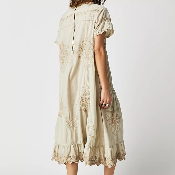 Magnolia Pearl Anna Grace Dress - Picture 2 of 15